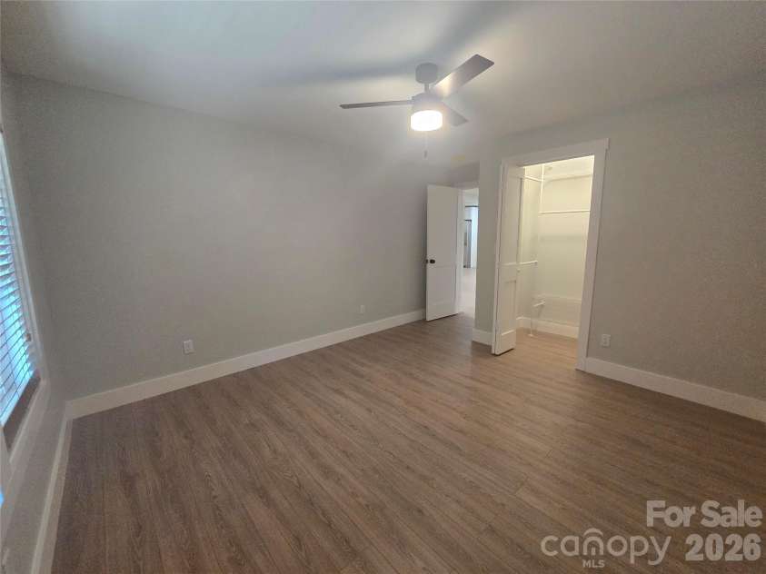 182 US 221 Business Extension, Marion, NC 28752.  MLS# CAR4419854, YatesRealty ID 47959. 