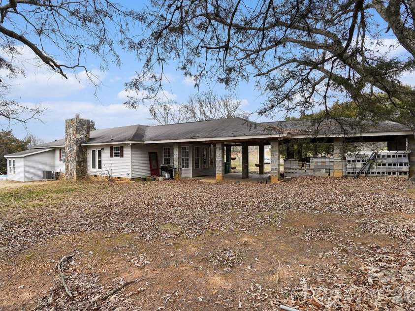 168 Jet Drive, Oakboro, NC 28129.  MLS# CAR4337519, YatesRealty ID 4796. 