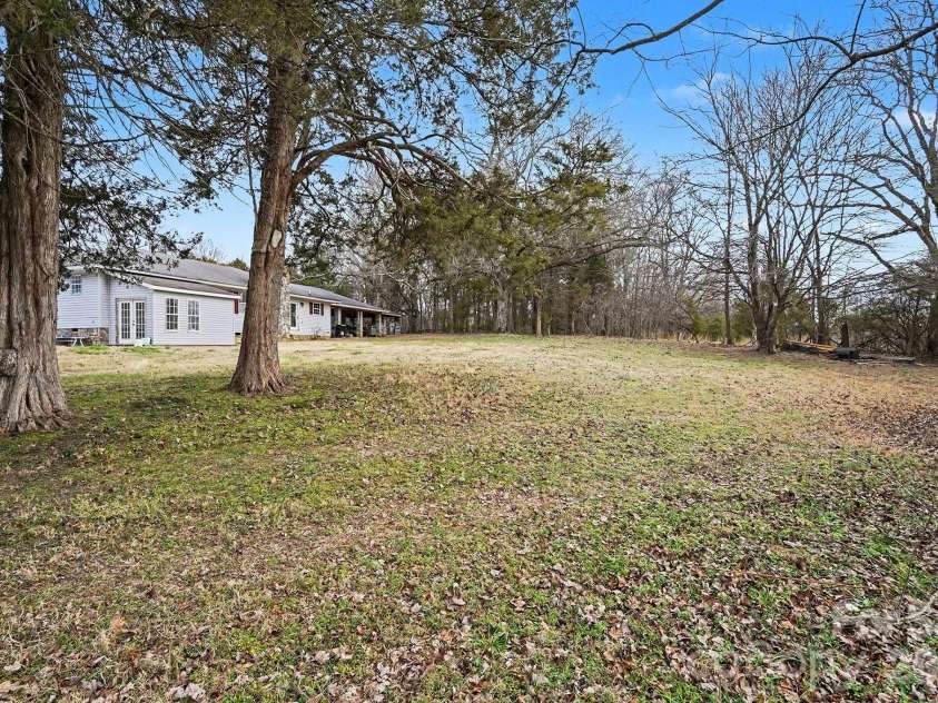 168 Jet Drive, Oakboro, NC 28129.  MLS# CAR4337519, YatesRealty ID 4796. 