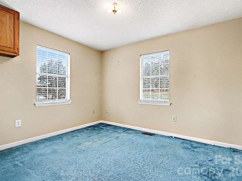 168 Jet Drive, Oakboro, NC 28129.  MLS# CAR4337519, YatesRealty ID 4796. 