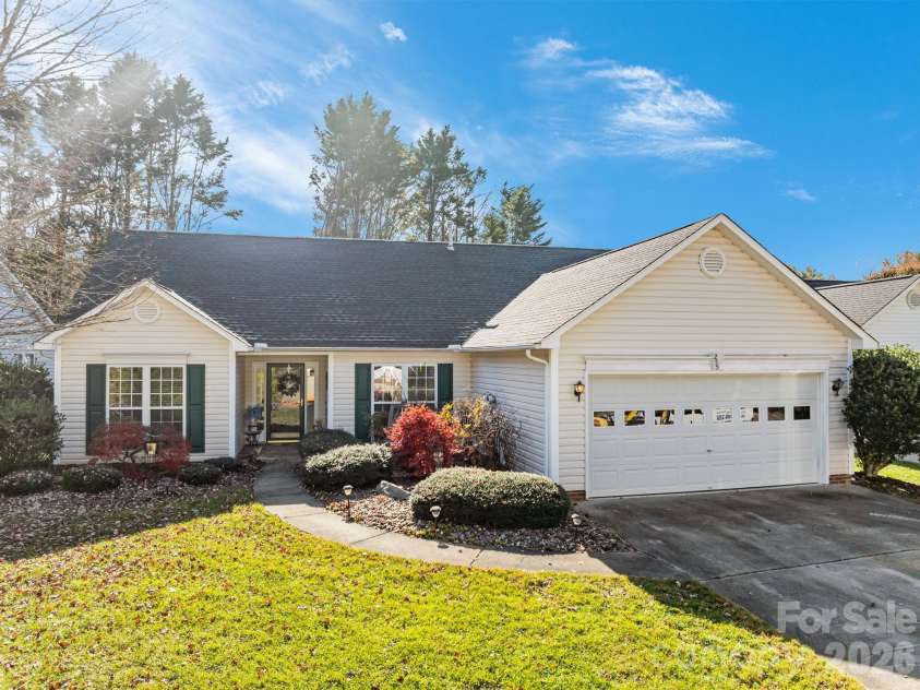 255 Stonehollow Road, Fletcher, NC 28732.  MLS# CAR4320465, YatesRealty ID 4796. 