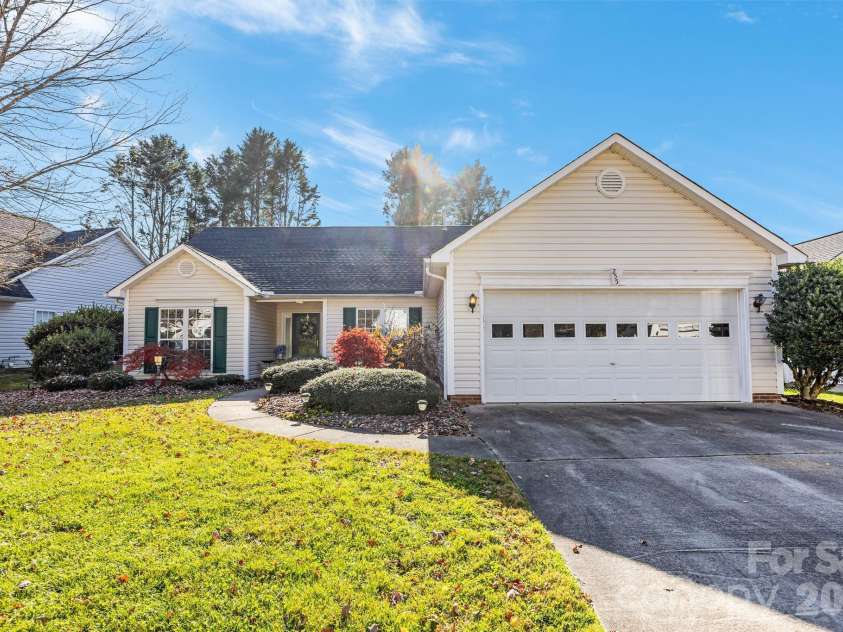 255 Stonehollow Road, Fletcher, NC 28732.  MLS# CAR4320465, YatesRealty ID 4796. 