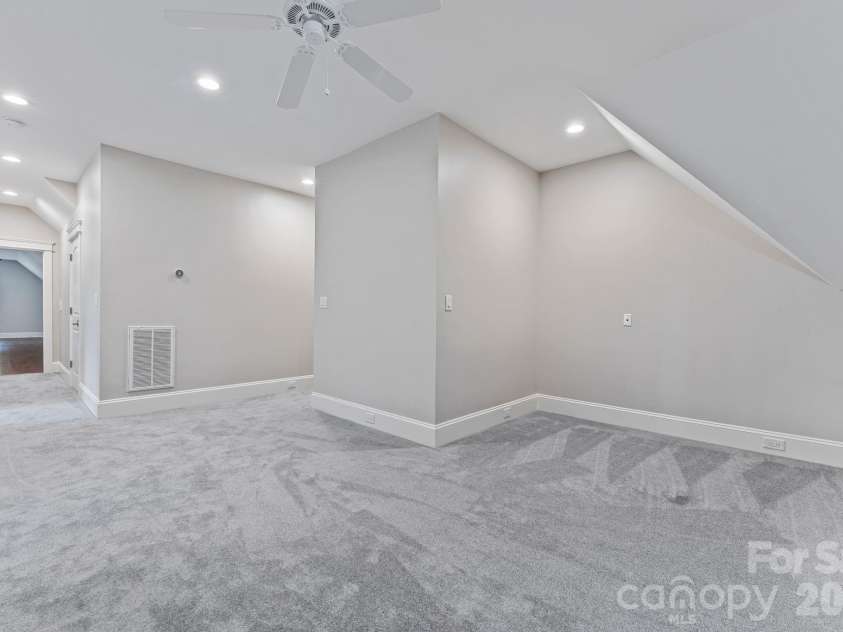 154 Emerald Creek Drive, Troutman, NC 28166.  MLS# CAR4414712, YatesRealty ID 47962. 