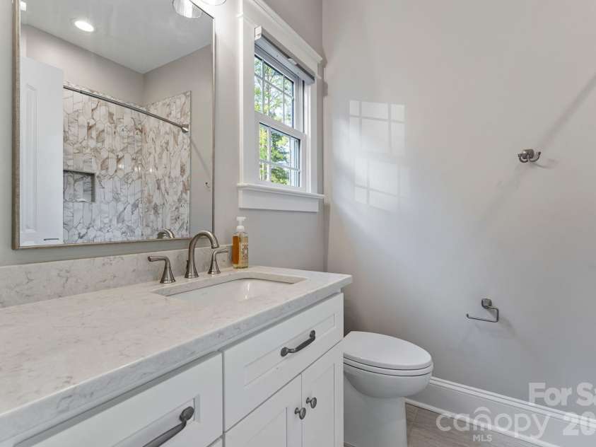 154 Emerald Creek Drive, Troutman, NC 28166.  MLS# CAR4414712, YatesRealty ID 47962. 
