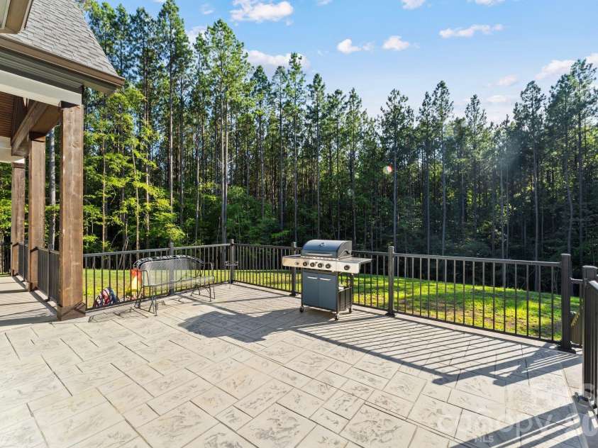 154 Emerald Creek Drive, Troutman, NC 28166.  MLS# CAR4414712, YatesRealty ID 47962. 