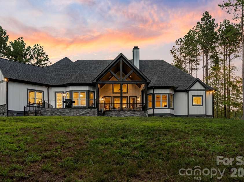 154 Emerald Creek Drive, Troutman, NC 28166.  MLS# CAR4414712, YatesRealty ID 47962. 