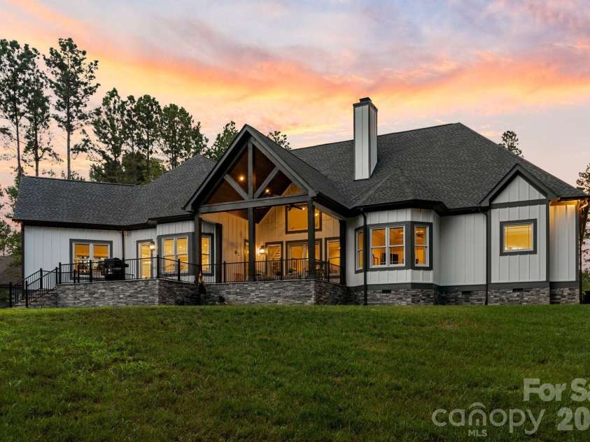 154 Emerald Creek Drive, Troutman, NC 28166.  MLS# CAR4414712, YatesRealty ID 47962. 