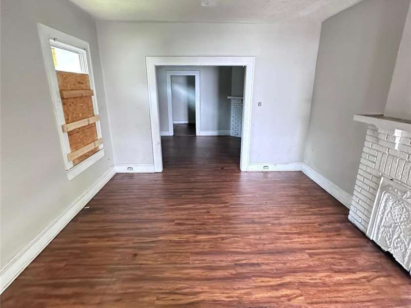 2228 Camp Greene Street, Charlotte, NC 28208.  MLS# CAR4419768, YatesRealty ID 47963. 