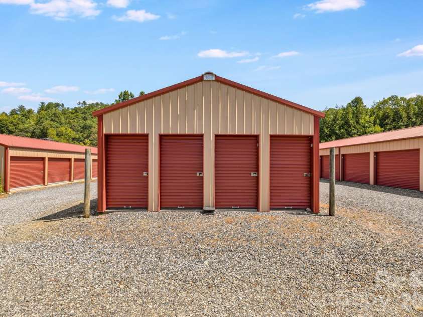 58 Guntertown Road, Marshall, NC 28753.  MLS# CAR4418094, YatesRealty ID 47965. 