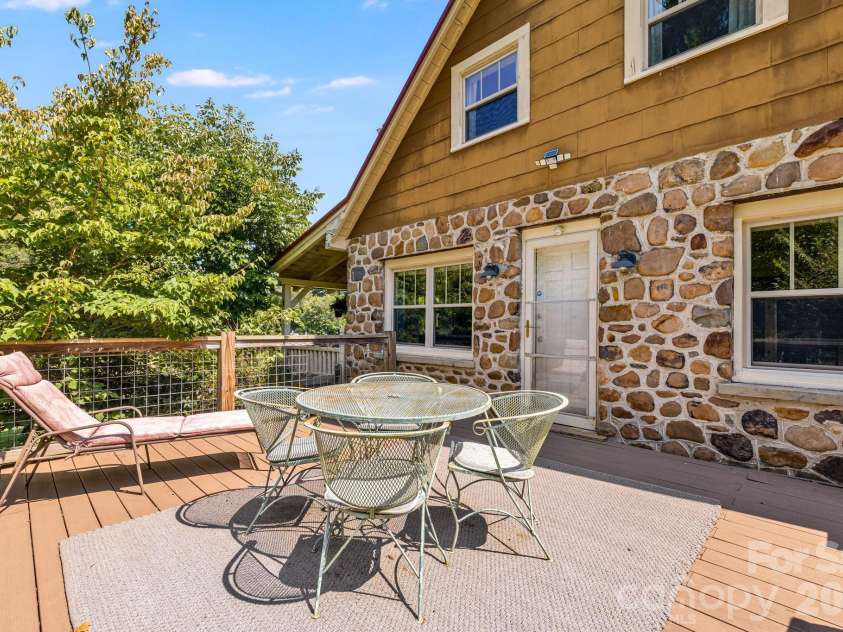 58 Guntertown Road, Marshall, NC 28753.  MLS# CAR4418094, YatesRealty ID 47965. 