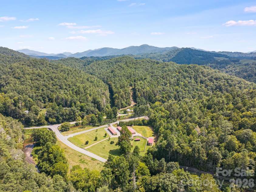 58 Guntertown Road, Marshall, NC 28753.  MLS# CAR4418094, YatesRealty ID 47965. 