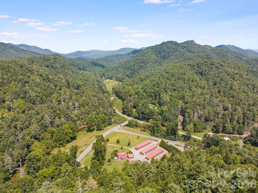 58 Guntertown Road, Marshall, NC 28753.  MLS# CAR4418094, YatesRealty ID 47965. 