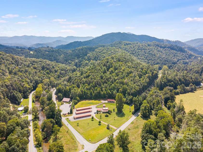 58 Guntertown Road, Marshall, NC 28753.  MLS# CAR4418094, YatesRealty ID 47965. 