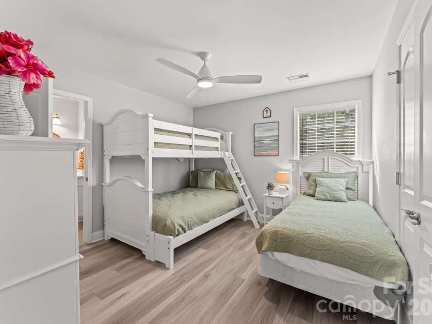 2009 Hillside Drive, North Myrtle Beach, SC 29582.  MLS# CAR4419715, YatesRealty ID 47967. 