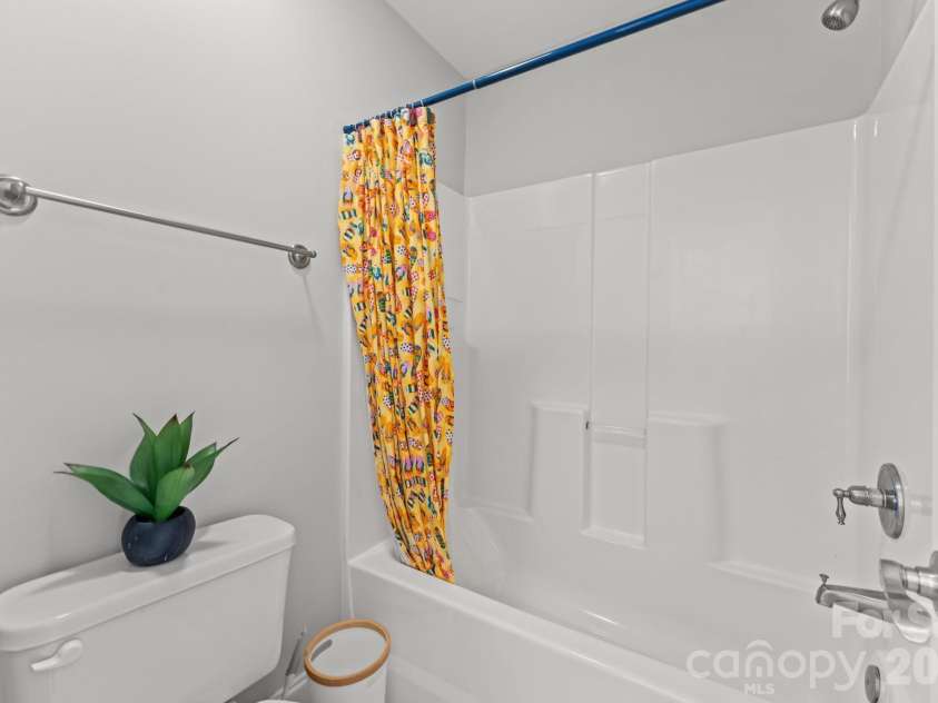 2009 Hillside Drive, North Myrtle Beach, SC 29582.  MLS# CAR4419715, YatesRealty ID 47967. 