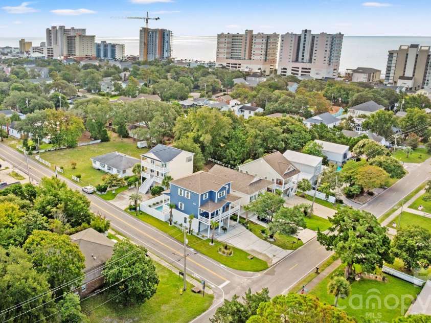 2009 Hillside Drive, North Myrtle Beach, SC 29582.  MLS# CAR4419715, YatesRealty ID 47967. 