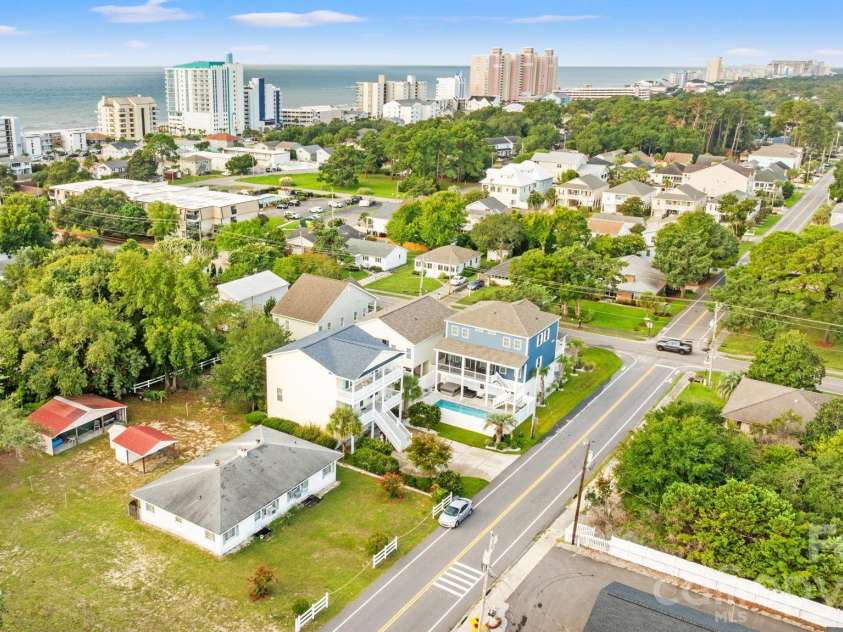 2009 Hillside Drive, North Myrtle Beach, SC 29582.  MLS# CAR4419715, YatesRealty ID 47967. 