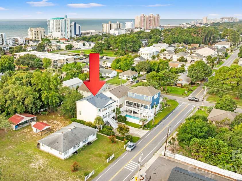 2009 Hillside Drive, North Myrtle Beach, SC 29582.  MLS# CAR4419715, YatesRealty ID 47967. 