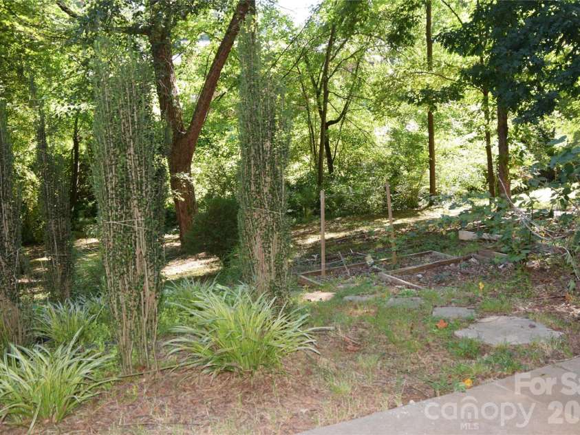 220 5th Street, Conover, NC 28613.  MLS# CAR4417822, YatesRealty ID 47968. 