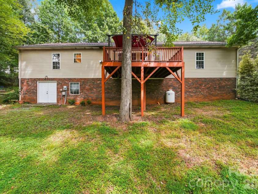 220 5th Street, Conover, NC 28613.  MLS# CAR4417822, YatesRealty ID 47968. 