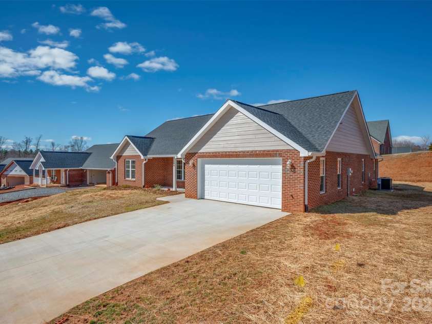 160 Central Park Circle, Spindale, NC 28160.  MLS# CAR4231448, YatesRealty ID 4797. 
