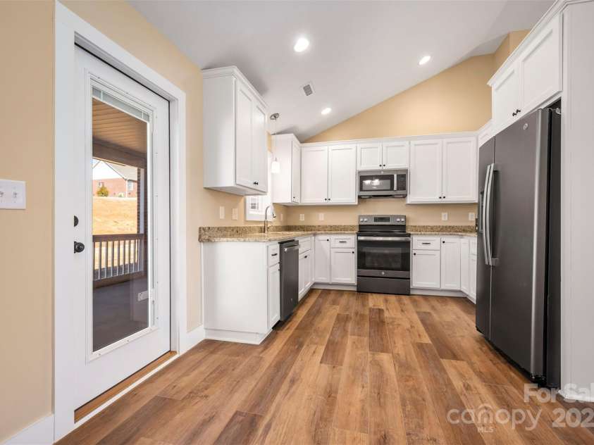 160 Central Park Circle, Spindale, NC 28160.  MLS# CAR4231448, YatesRealty ID 4797. 