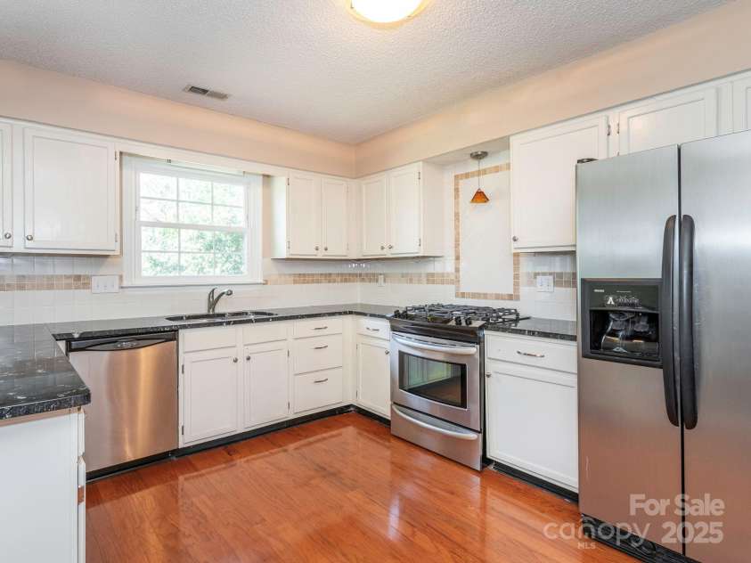 9307 Harlow Creek Road, Huntersville, NC 28078.  MLS# CAR4234122, YatesRealty ID 4797. 