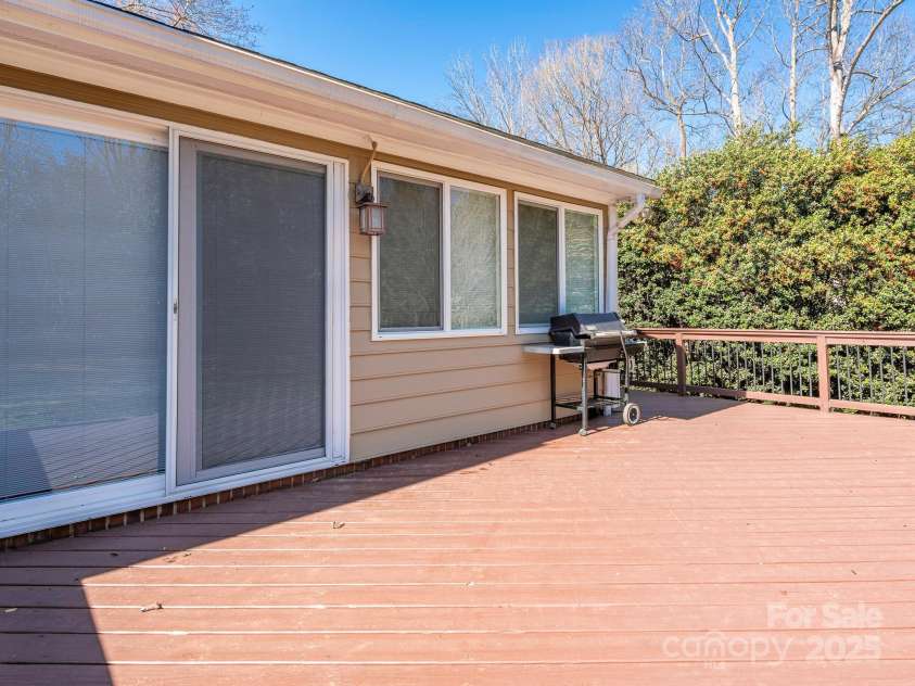 9307 Harlow Creek Road, Huntersville, NC 28078.  MLS# CAR4234122, YatesRealty ID 4797. 