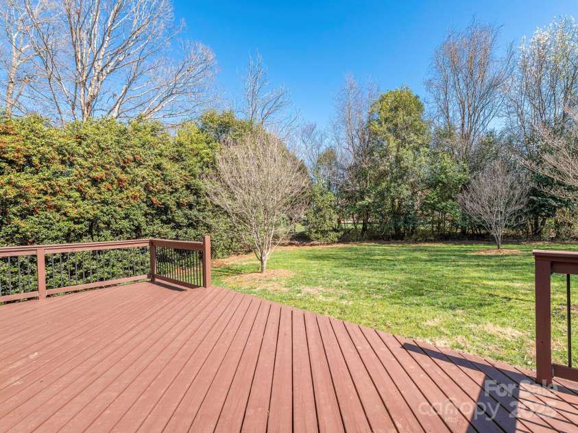 9307 Harlow Creek Road, Huntersville, NC 28078.  MLS# CAR4234122, YatesRealty ID 4797. 