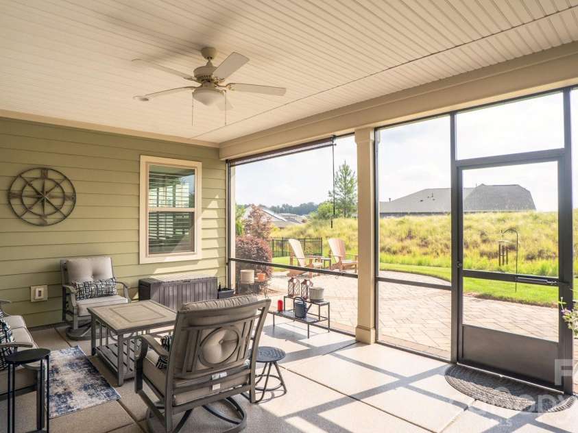 5262 Looking Glass Trail, Denver, NC 28037.  MLS# CAR4417397, YatesRealty ID 47970. 