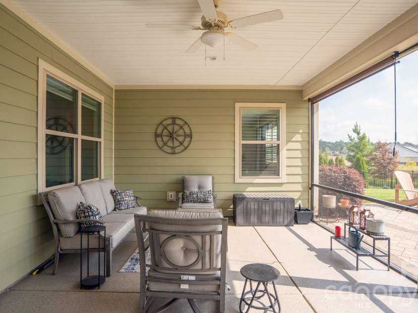 5262 Looking Glass Trail, Denver, NC 28037.  MLS# CAR4417397, YatesRealty ID 47970. 