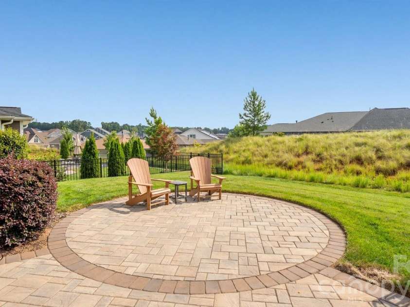 5262 Looking Glass Trail, Denver, NC 28037.  MLS# CAR4417397, YatesRealty ID 47970. 