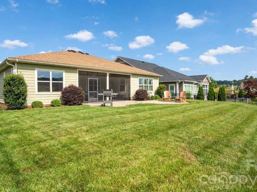 5262 Looking Glass Trail, Denver, NC 28037.  MLS# CAR4417397, YatesRealty ID 47970. 