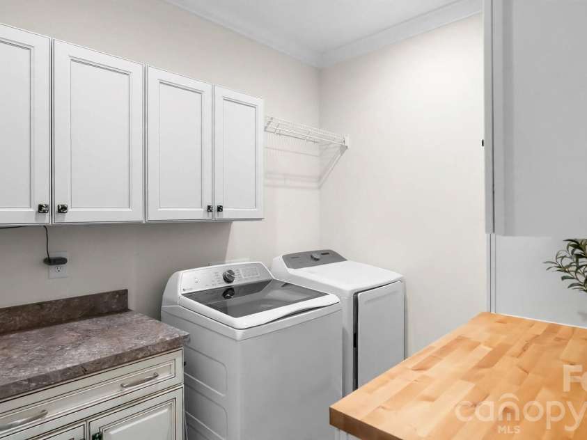5262 Looking Glass Trail, Denver, NC 28037.  MLS# CAR4417397, YatesRealty ID 47970. 