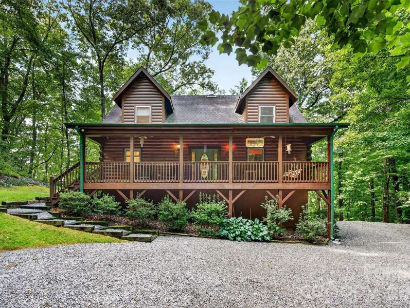 386 Wild Turkey Run, Black Mountain, NC 28711.  MLS# CAR4418931, YatesRealty ID 47973. 