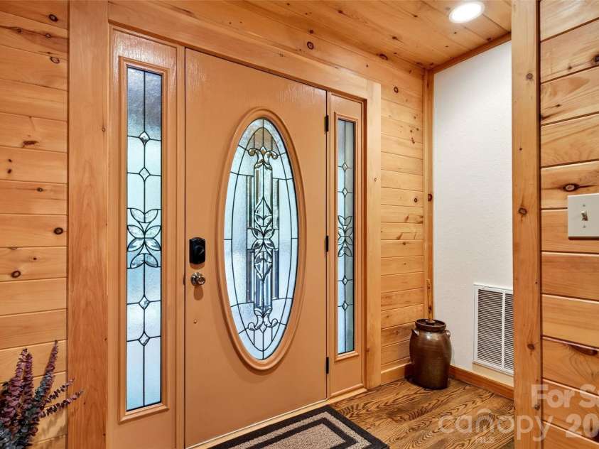 386 Wild Turkey Run, Black Mountain, NC 28711.  MLS# CAR4418931, YatesRealty ID 47973. 