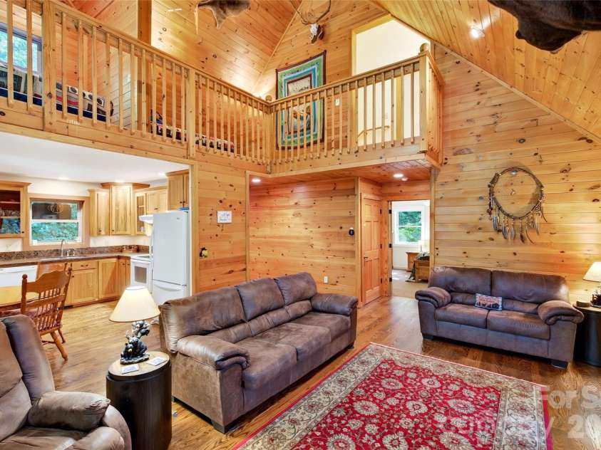 386 Wild Turkey Run, Black Mountain, NC 28711.  MLS# CAR4418931, YatesRealty ID 47973. 