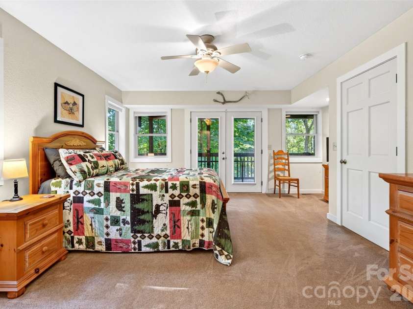 386 Wild Turkey Run, Black Mountain, NC 28711.  MLS# CAR4418931, YatesRealty ID 47973. 