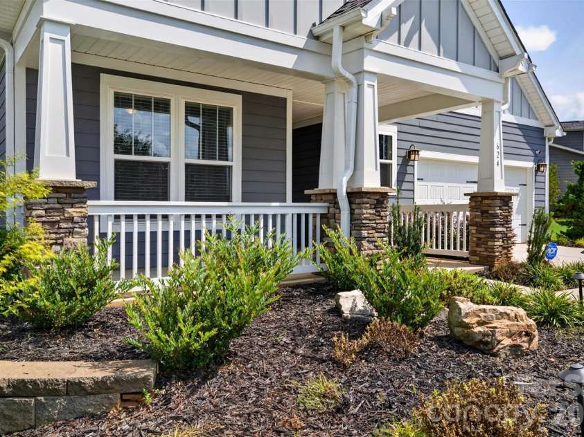 624 Munchberry Way, Spartanburg, SC 29301.  MLS# CAR4409317, YatesRealty ID 47974. 