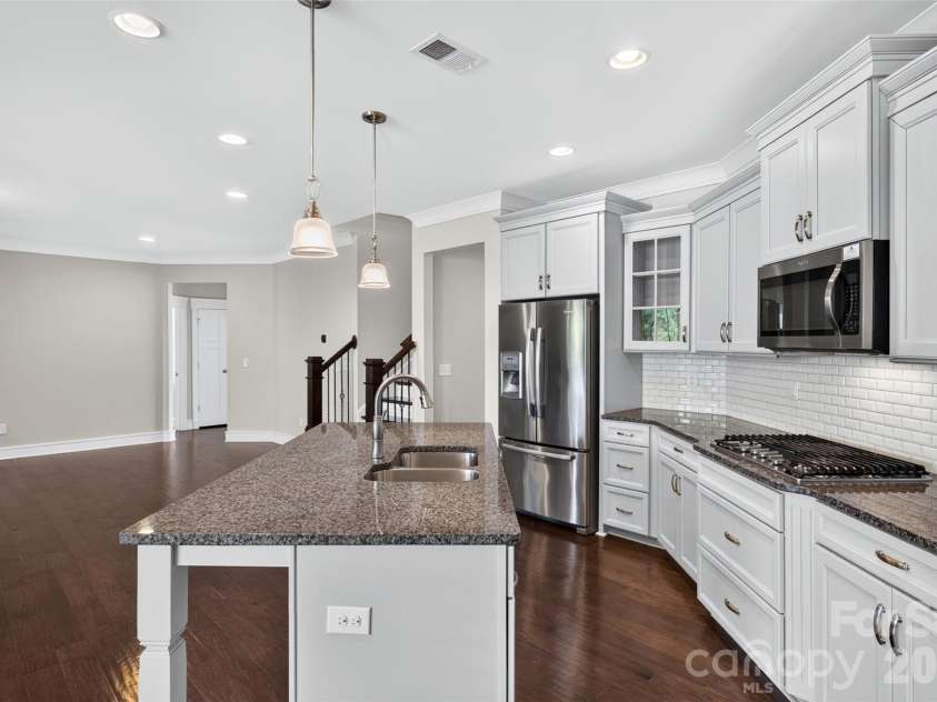 624 Munchberry Way, Spartanburg, SC 29301.  MLS# CAR4409317, YatesRealty ID 47974. 