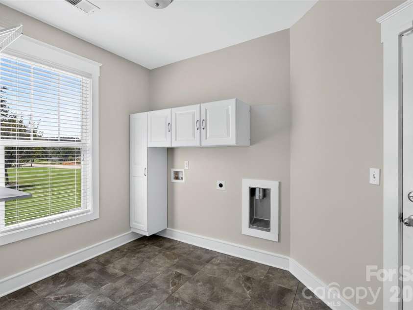 624 Munchberry Way, Spartanburg, SC 29301.  MLS# CAR4409317, YatesRealty ID 47974. 