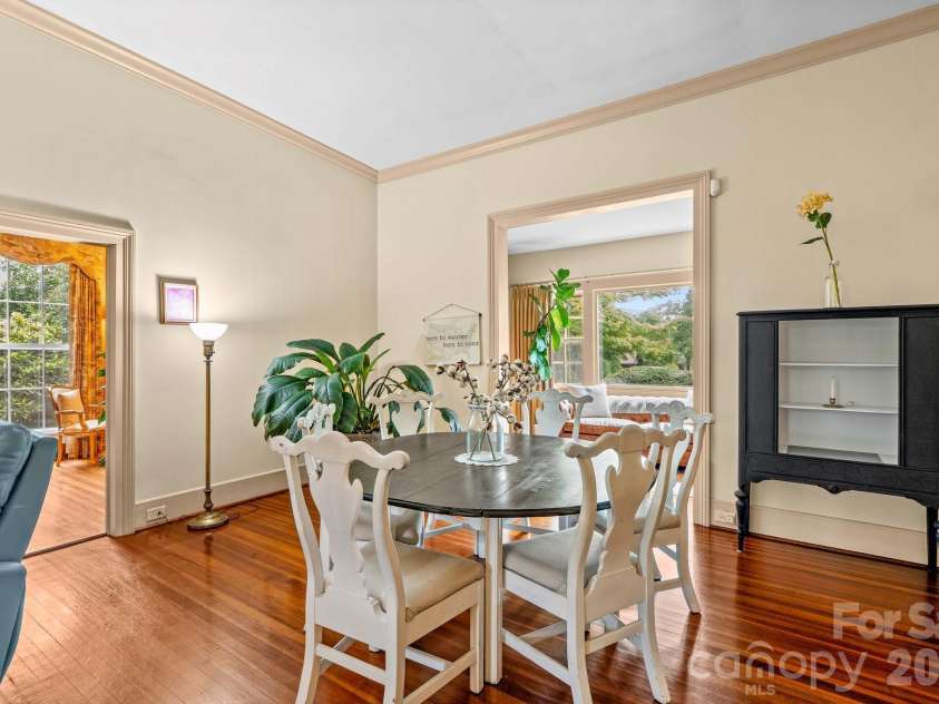 321 Bank Street, Salisbury, NC 28144.  MLS# CAR4419880, YatesRealty ID 47975. 