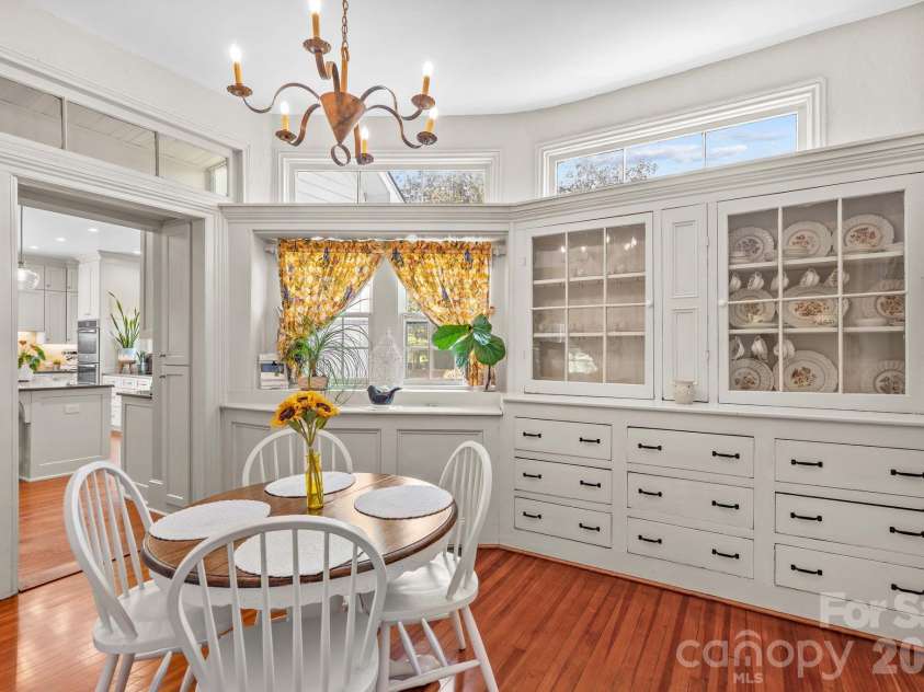 321 Bank Street, Salisbury, NC 28144.  MLS# CAR4419880, YatesRealty ID 47975. 