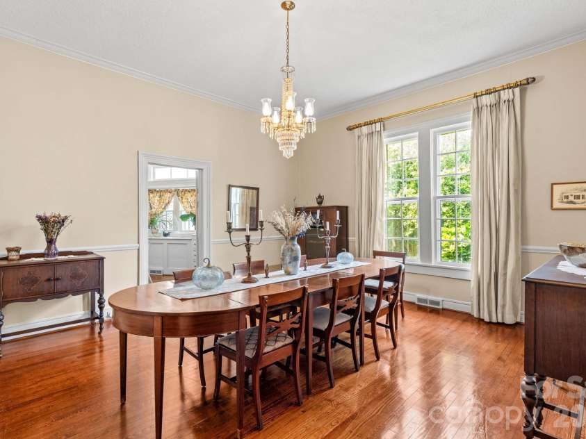 321 Bank Street, Salisbury, NC 28144.  MLS# CAR4419880, YatesRealty ID 47975. 