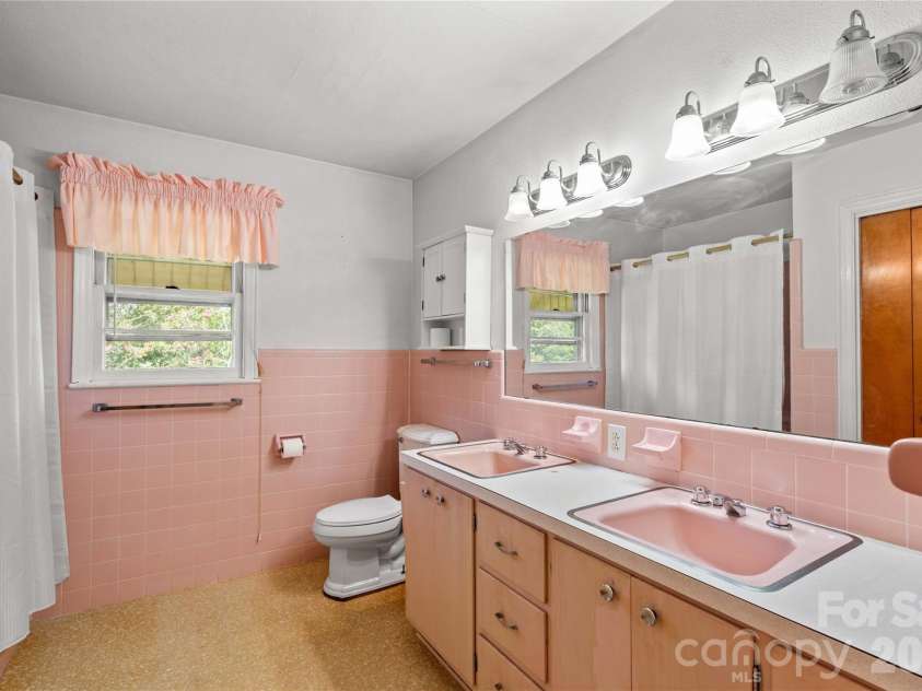 6714 NC 10 Highway, Vale, NC 28168.  MLS# CAR4418083, YatesRealty ID 47976. 