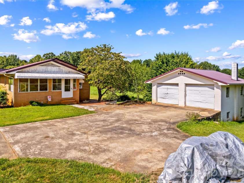 6714 NC 10 Highway, Vale, NC 28168.  MLS# CAR4418083, YatesRealty ID 47976. 