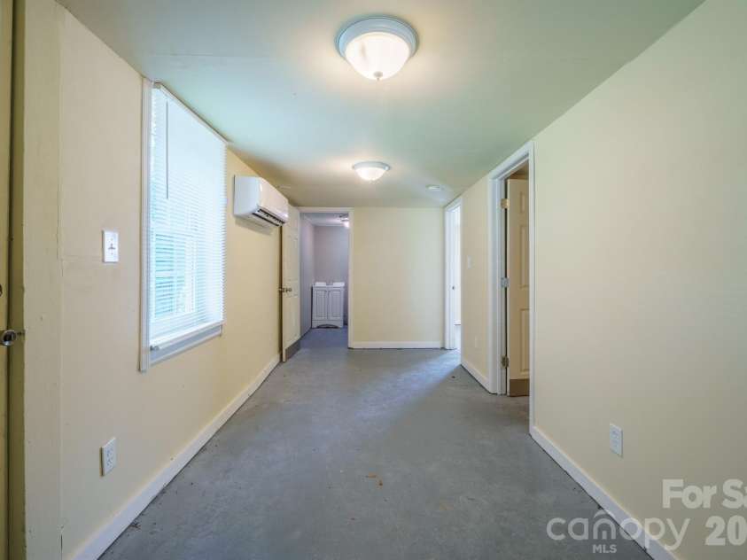 1028 East Drive, Gastonia, NC 28052.  MLS# CAR4418193, YatesRealty ID 47977. 