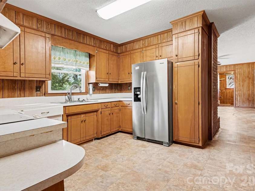 1388 Smith Farm Road, Lincolnton, NC 28092.  MLS# CAR4358119, YatesRealty ID 4798. 
