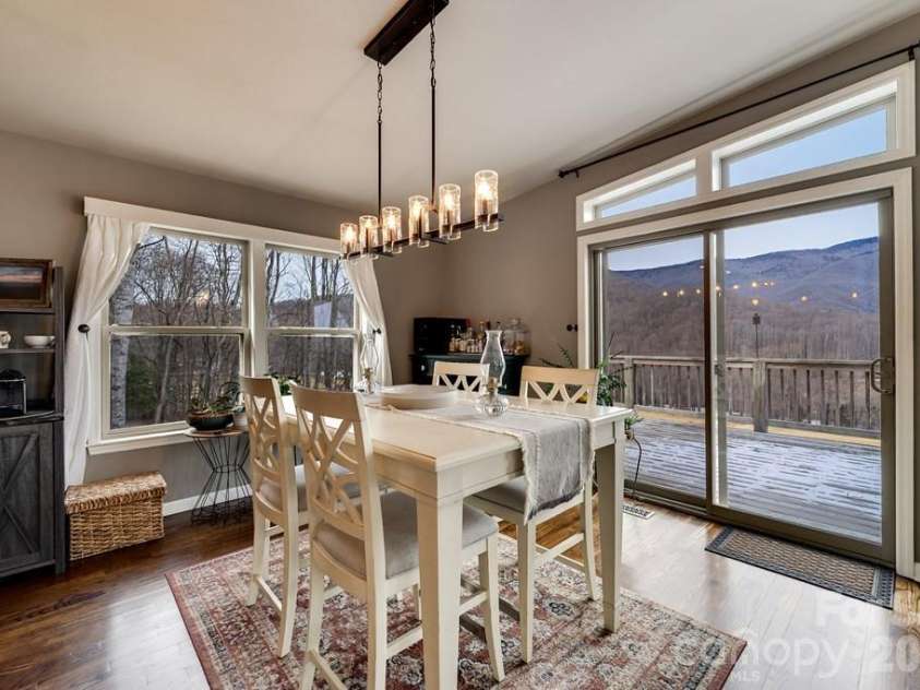 262 Sams Trail, Waynesville, NC 28786.  MLS# CAR4336440, YatesRealty ID 4798. 