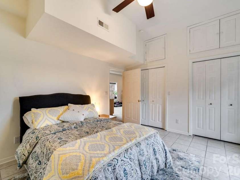 262 Sams Trail, Waynesville, NC 28786.  MLS# CAR4336440, YatesRealty ID 4798. 